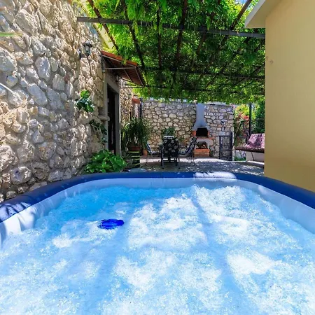 Sea & Heritage Retreat By Aneo Travel Bribir (Primorje-Gorski Kotar)