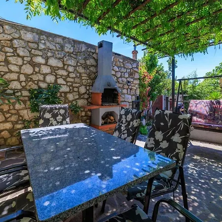 Sea & Heritage Retreat By Aneo Travel Casa vacanze Bribir (Primorje-Gorski Kotar)